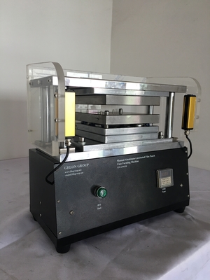 電池の生産の実験室Reseに使用する携帯電話電池のアルミニウム薄板にされたフィルムのための自動打つ形成機械