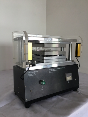電池の生産の実験室Reseに使用する携帯電話電池のアルミニウム薄板にされたフィルムのための自動打つ形成機械